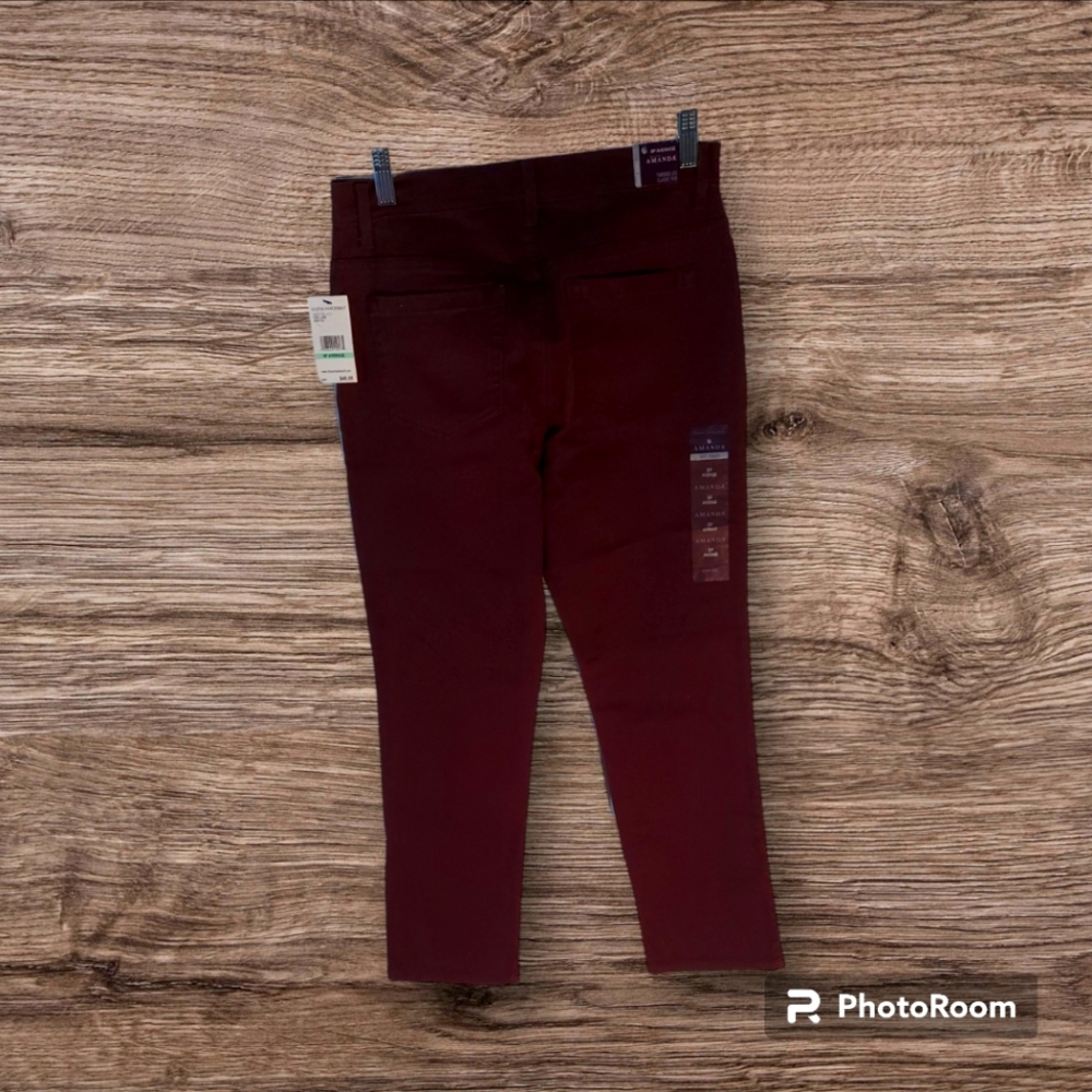 GLORIA VANDERBILT AMANDA THE ORIGINAL SLIMMING JEAN WOMEN'S SIZE 8 SHORT WINE - Picture 4 of 13